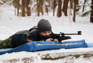 В спортзале СШ №4 прошли соревнования между школьниками 7-10 классов