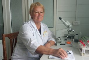 День медицинского работника: Заведующая лабораторией Чеслава Будько