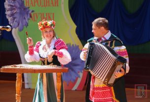 Фоторепортаж: Заключительный гала-концерт участников ХХХІІ Международного фестиваля народной музыки «Звіняць цымбалы і гармонік»