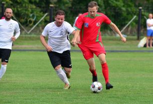 Хрустящую, сочную и аппетитную капусту делает квасильно-засолочный цех Поставского филиала облпотребобщества