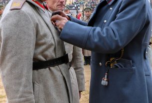 Дмитрий Журов и Александр Кузнецов награждены медалями «За отличие в поисковом движении»