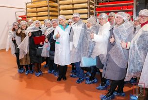 Какие товары пополнили ассортимент продукции Поставского мебельного центра?