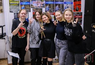 Сегодня ГАИ проводит комплекс профилактических мероприятий "Каждому пешеходу — фликер в дорогу"