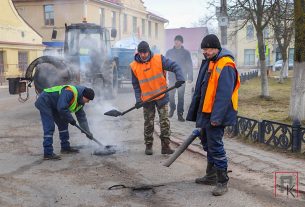 Начальник службы котельных и тепловых сетей ЖКХ Виталий Матюшонок работает более 15 лет