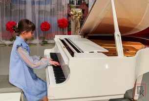 На VI Открытый районный конкурс юных пианистов собралось 33 участника из 7 районов Витебщины