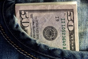 Жительница Браславского района после игры на онлайн-бирже лишилась более $200 тыс.