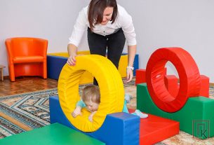 Новый самоходный агрегат «Роса» доверили молодому механизатору ОАО «Новосёлки-Лучай» Игорю Масинкевичу