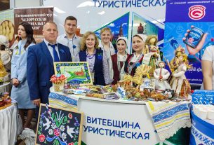 Механизатор ОАО «Новоселки-Лучай» Юрий Гвоздов награжден медалью «За трудовые заслуги»