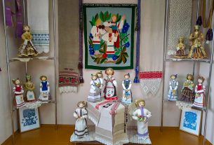 Хрыстос уваскрос!