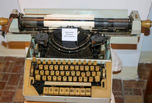 Адкрыццё выставы «Светлая радасць душы», прысвечанай 90-годдзю з дня нараджэння Н. М.Захарэвіч