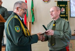 Сергея Пивня торжественно проводили в связи с увольнением с воинской службы в запас