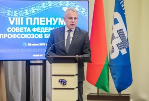 Работники ОАО «Поставымебель» получили квалифицированную консультацию адвоката, нотариуса, правового инспектора