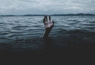 Сказку на берегу озера создали владельцы усадьбы «У Ирины»