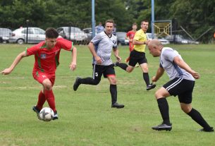 В минувшие выходные в ОАО «Камайский-агро» начали уборку озимой пшеницы сорта «амелия»