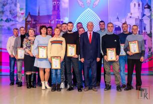 С грамотами, дипломами, премиями и подарками вернулись с областных «Дожинок» представители Поставщины