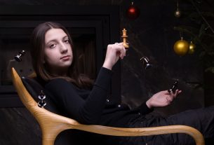 Ева Иванова заняла 2-е место в республиканском Рождественском турнире по блицу