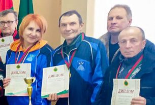 1-е место заняла команда Поставского района на областных соревнованиях по пулевой стрельбе из пневматической винтовки