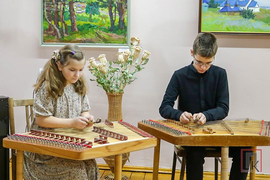 20 февраля в Доме ремесел открылась выставка живописи «Божественный мир»