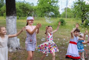 Фоторепортаж: Многочисленные гости поздравили воспитанников СПЦ Поставского района