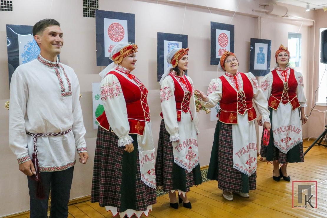 Фоторепортаж: В Доме ремёсел “Стары млын” прошёл праздник традиционного творчества “Скарбонка народных талентаў”