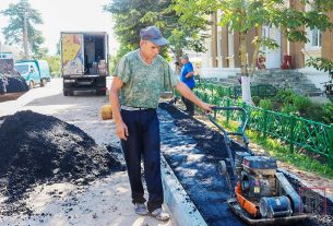 В г.п. Воропаево активно ведутся работы по благоустройству