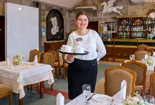 В Поставах прошла республиканская научно-практическая конференция «Исторические этапы становления и современные направления развития фармации»