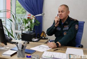 Накануне Недели родительской любви Сергей Мелешкин провел прямую телефонную линию