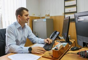 Волонтерский отряд «По зову сердца» посетили Валерию Ворсу из д. Свилели Куропольского сельсовета