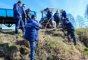 Фоторепортаж: Поставщина присоединилась к республиканскому субботнику