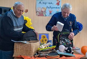 33 гектара в день засевает яровыми механизатор ОАО «Камайский-агро» Иван Ярковский