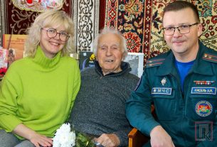 33 гектара в день засевает яровыми механизатор ОАО «Камайский-агро» Иван Ярковский