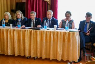 В Камаях прошёл выездной президиум районного Совета депутатов