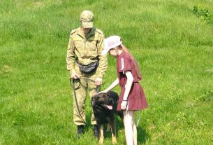 Воспитанники городских летних школьных дневных лагерей посетили пограничную комендатуру «Поставы»