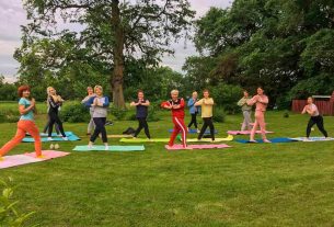 Светлана Громова через занятия йогой помогает поставчанам  достичь телесной и духовной гармонии