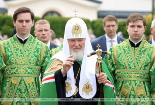 Патриарх Кирилл возглавляет Божественную литургию в Евфросиниевском монастыре в Полоцке