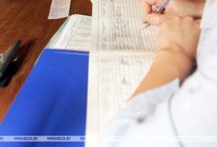 Должна ли в пункте выдачи заказов маркетплейса быть книга замечаний и предложений, ответили в МАРТ