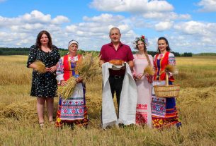 10 июля в Поставах прошло выездное заседание президиума республиканского комитета профсоюза ЖКХ и сферы обслуживания