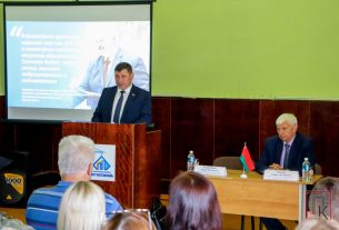 Андрей Голякович выступил перед коллективом ГУ «Рассвет Поставский» в рамках Единого дня информирования