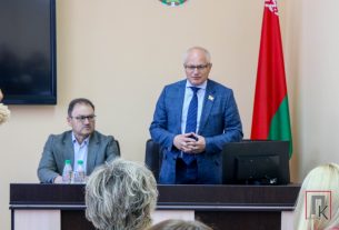 Председатель Витебского областного объединения профсоюзов Юрий Деркач встретился с трудовым коллективом ОДРОЦ «Ветразь»