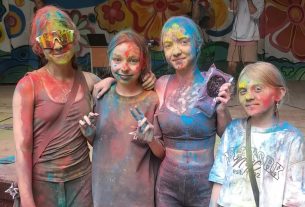 Для коллектива Поставского районного Дома культуры лето — это насыщенное на выступления время