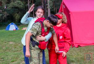 23 и 24 августа на пляже на оз. Белое проходит практический семинар Красного Креста