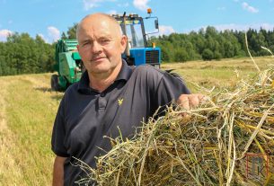 40 юных активистов Поставщины стали обладателями новых смарт-билетов БРСМ