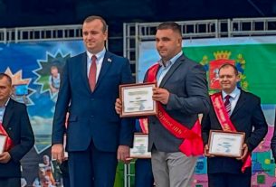 Поставщина готовится к выставке-конкурсу караваев и снопов на Дожинках-2025