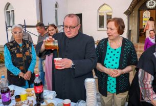 5 верасня каталіцкі Касцёл адзначаў ўспамін святых Бярнарда і Лаўрэнція — апекуноў пчол і пчаляроў