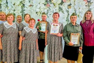 Татьяна Бучнева, Леонид Косаревский, Елена Косаревская и Марина Грибовская живут полной жизнью на пенсии