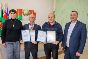 Станислав Носко и Анатолий Володько награждены за весомый вклад в уборочную кампанию