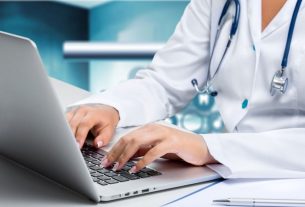 В 2026 году в Беларуси введут электронные медкарты и электронные больничные