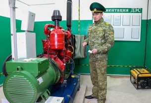 С февраля 2025 года Андрей Курдо проходит службу по контракту старшим техником группы материально-технического обеспечения