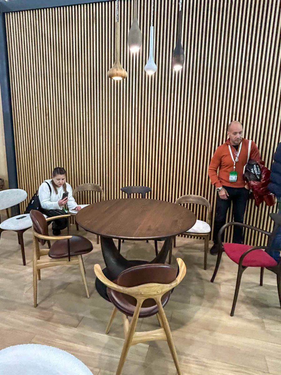 Поставский мебельный центр и ОАО "Поставымебель" участвует в международной выставке "Мебель-2025" в Москве