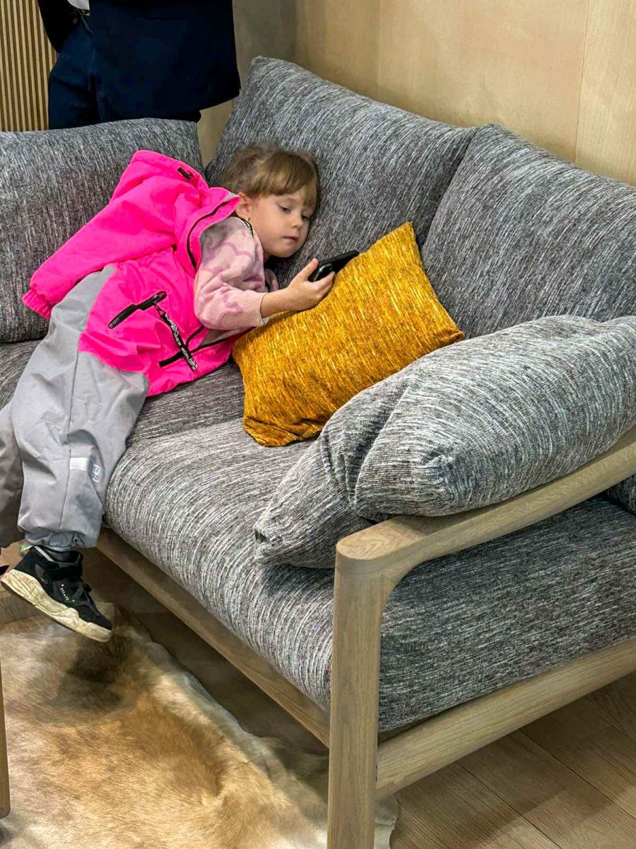 Поставский мебельный центр и ОАО "Поставымебель" участвует в международной выставке "Мебель-2025" в Москве